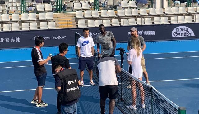 位球员来说 位球员来说