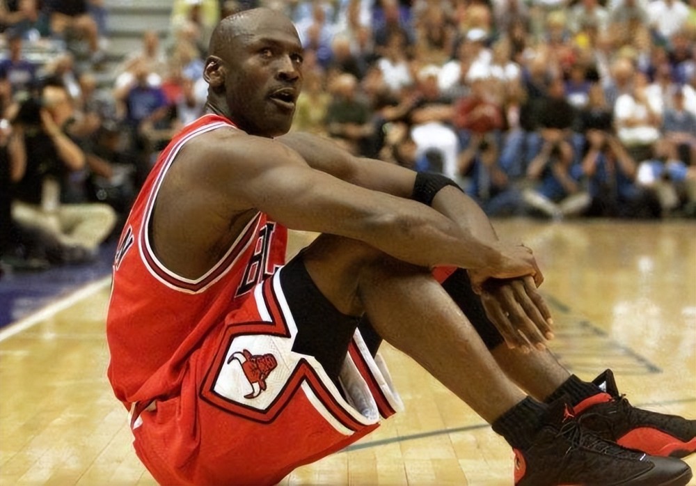 他变得更加 他变得更加